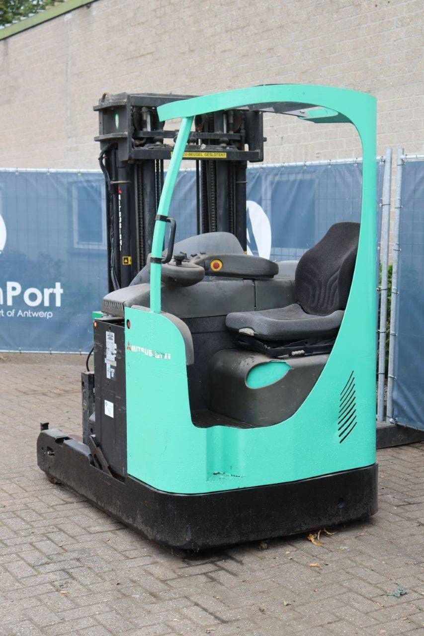 Mitsubishi Elektro-Schubmaststapler 1600 kg 4,8 m 2004