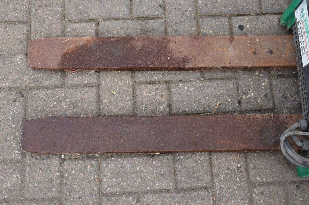 Mitsubishi Elektro-Schubmaststapler 1600 kg 4,8 m 2004