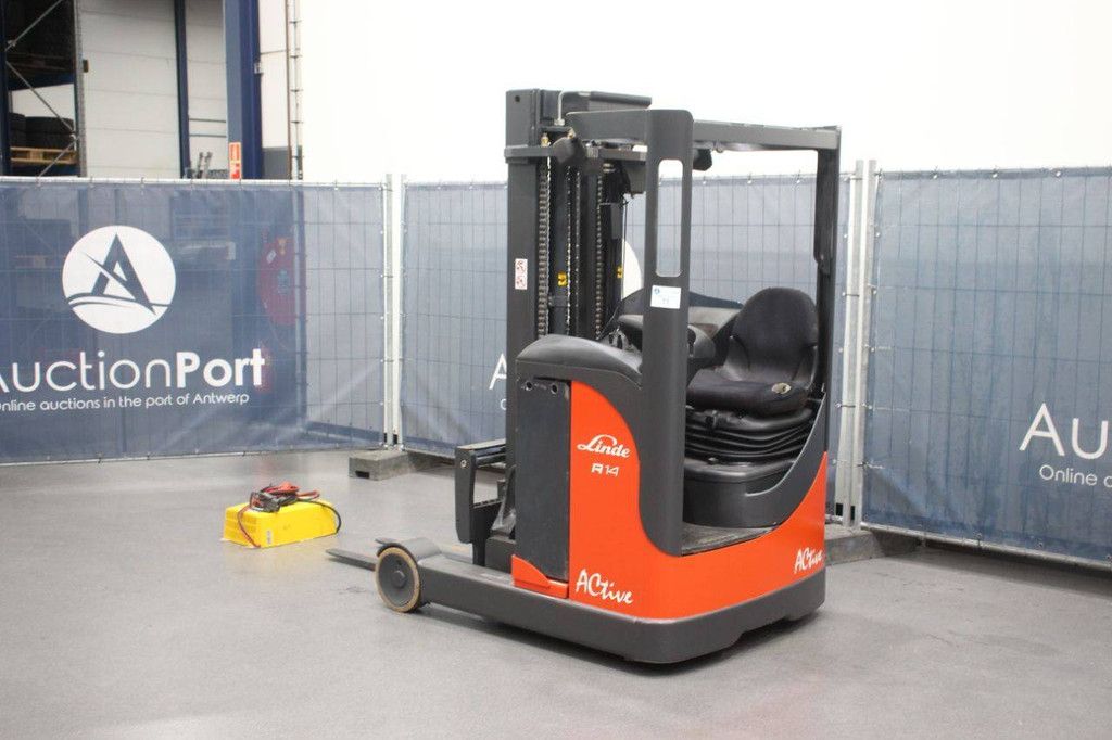 Linde R14 Electric Reach Truck 1400kg 5.09m 2005