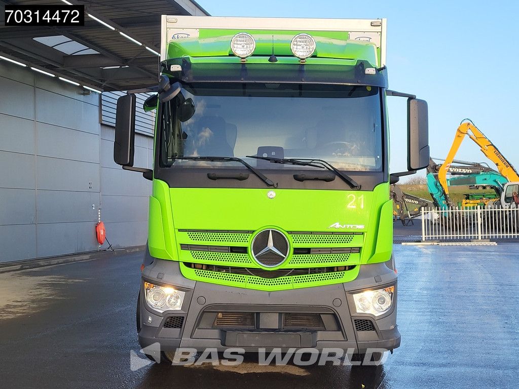 Mercedes Antos 1827 4X2 19tonner 2000kg Ladebordwand Full air suspension Automatic Euro 6