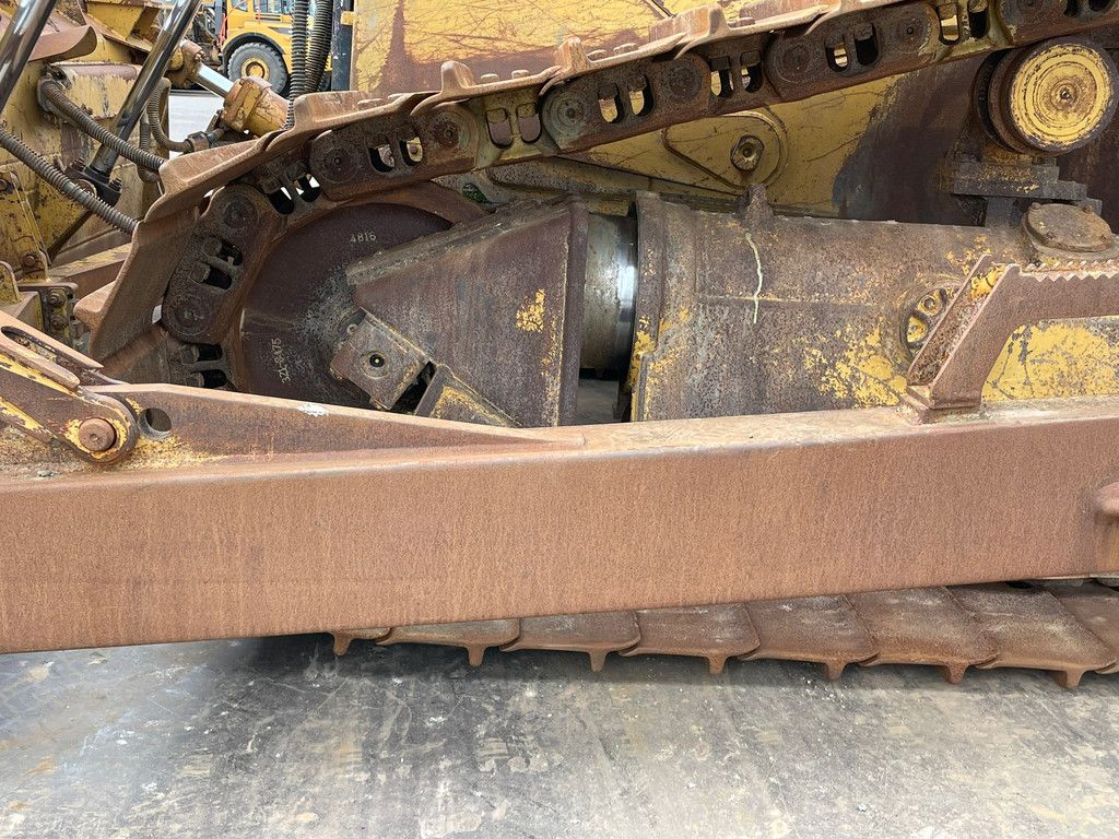 Caterpillar D6T LGP