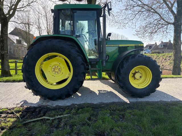 John deere 6410