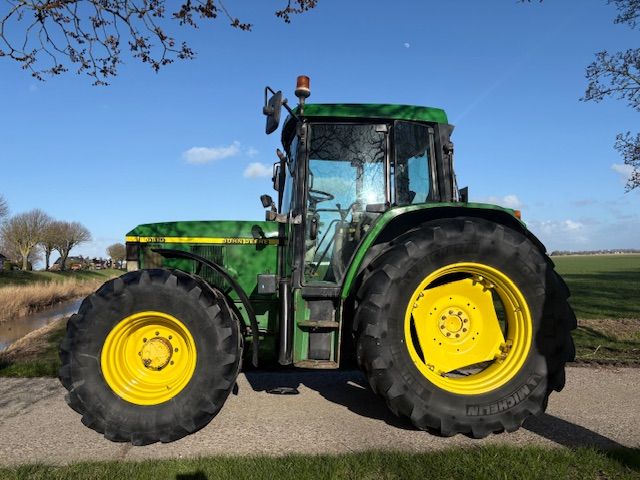 John deere 6410