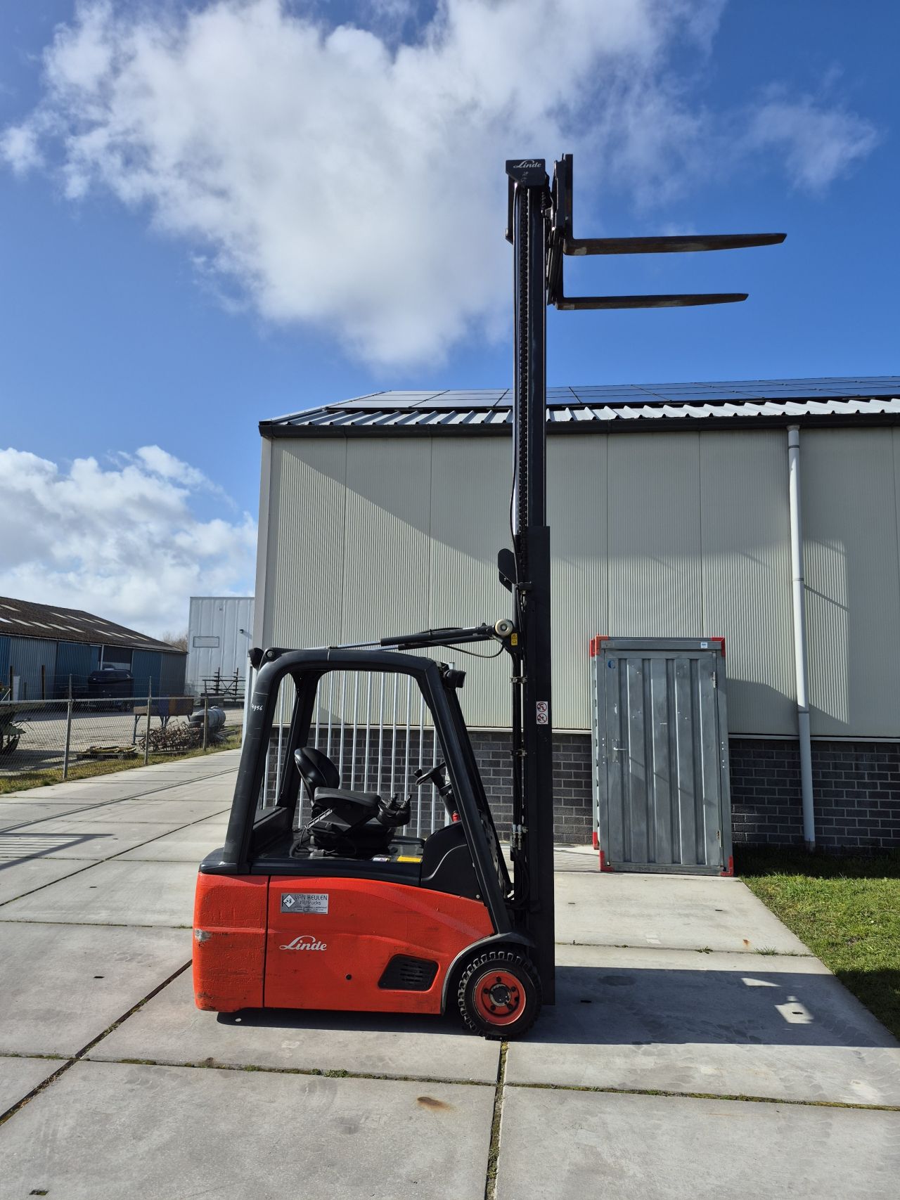 Linde E16L-01 duplo mast sideshift 4.250 mm bj 2008 4767 uur