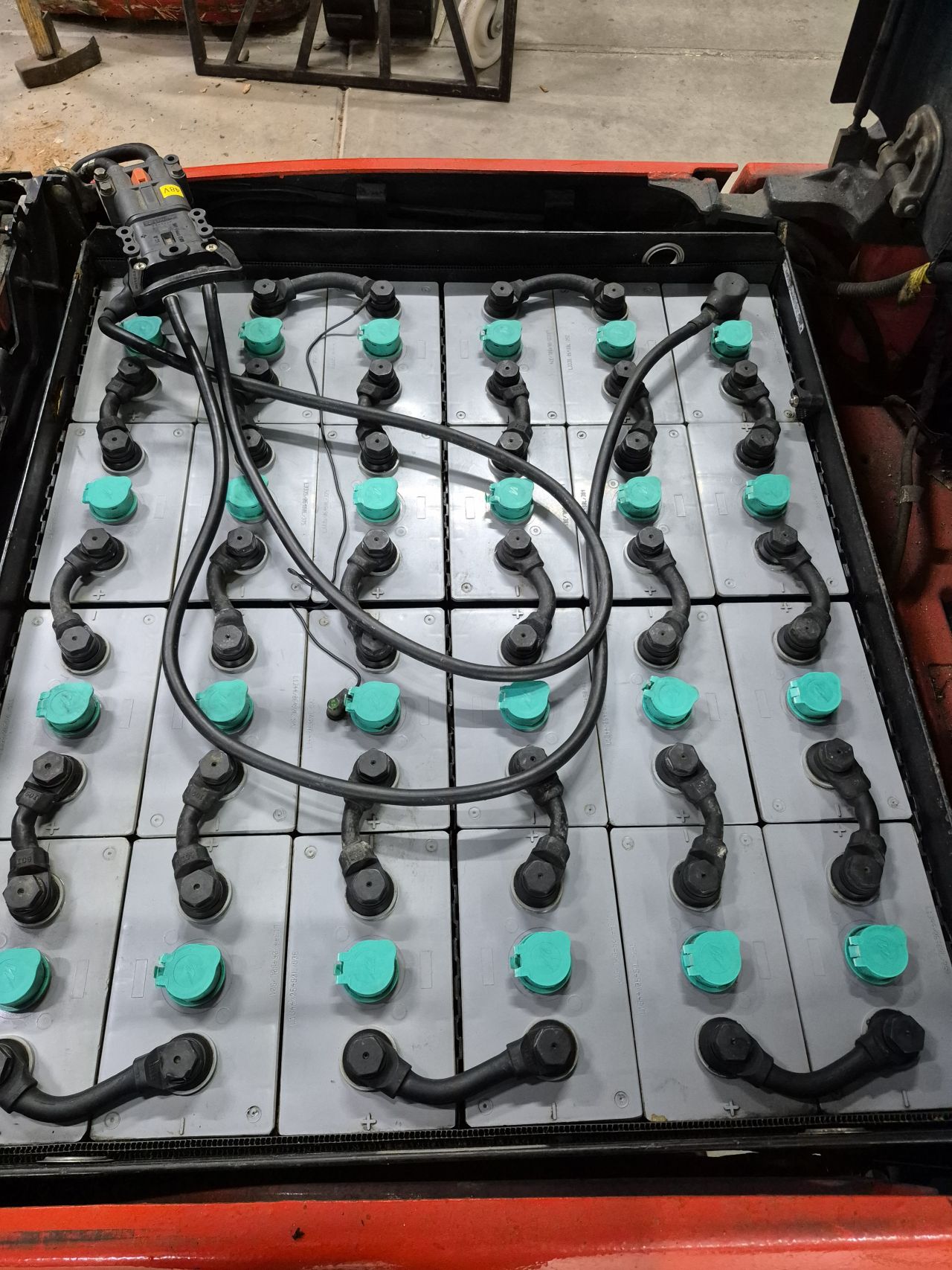 Linde E16L-01 duplo mast sideshift 4.250 mm bj 2008 4767 uur