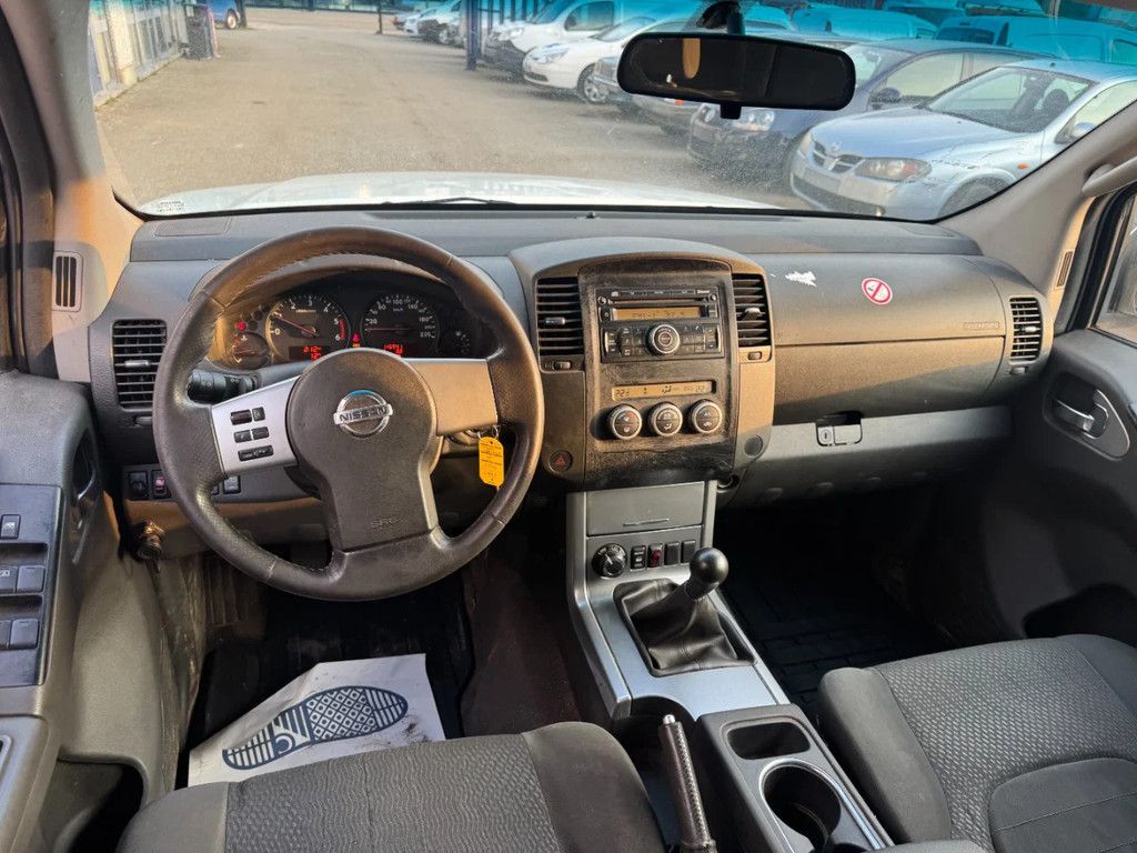 Nissan Navara **4WD-AIRCO-BELGIAN ORIGINE**