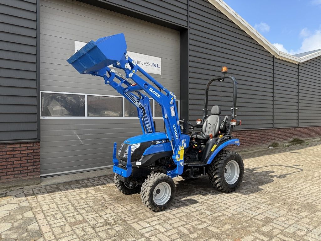Solis 26 HST minitractor met frontlader BJ 2024 43 uur