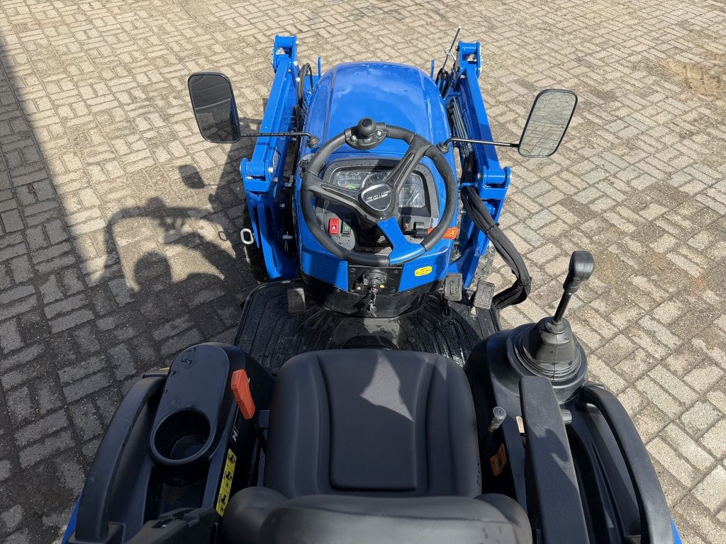 Solis 26 HST minitractor met frontlader BJ 2024 43 uur
