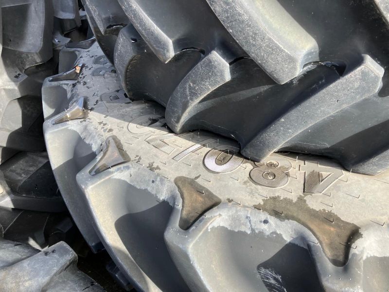 Claas KRS 440/65R28 480/70R38 MITAS