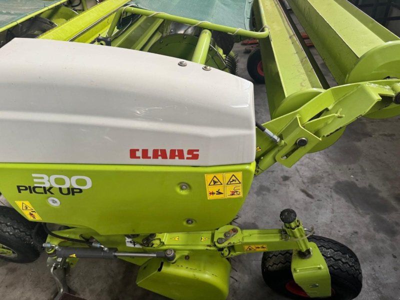 Claas Pick Up 300 Pro T schnellkuppler 5 Zinkenreihen