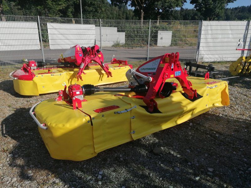 Pöttinger Novacat F 3100