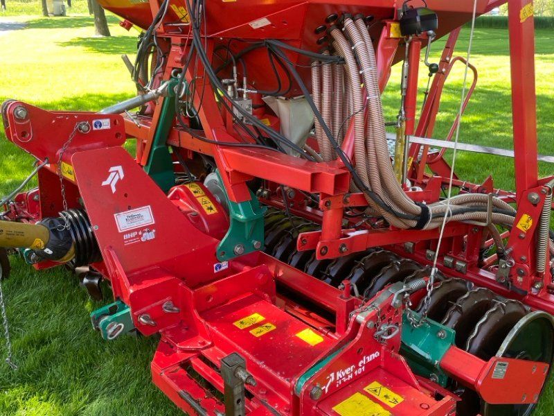 Kverneland NG-H 301 + DA 3 Meter