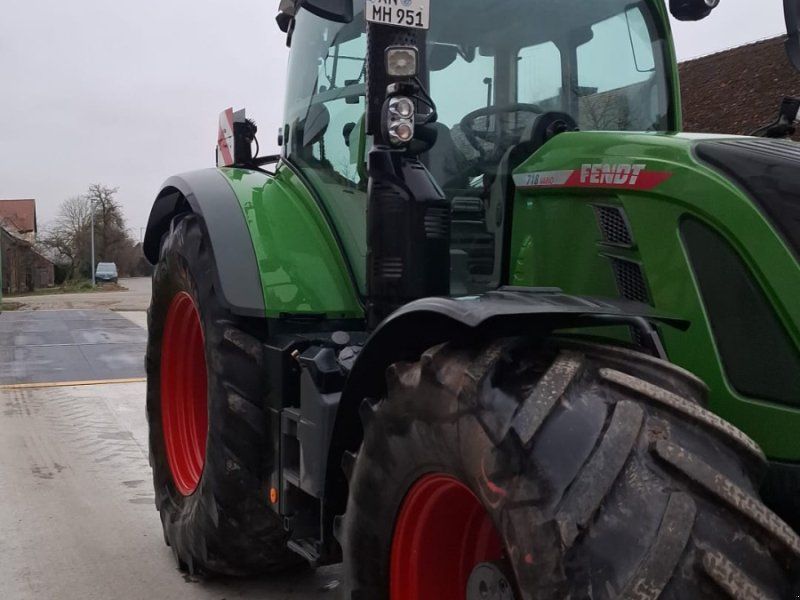 Fendt 718 Vario ProfiPlus
