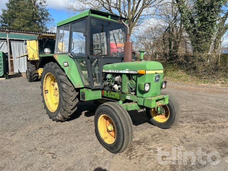 John Deere 2130