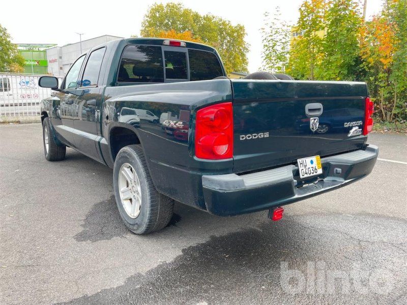 Dodge Dakota SLT 4x4 Crew Cab