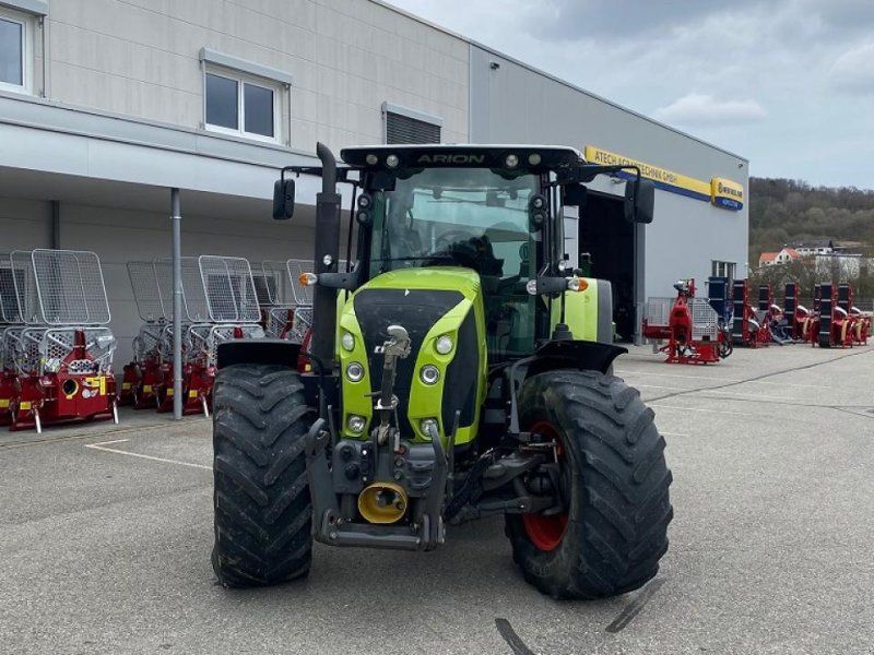 Claas Arion 650