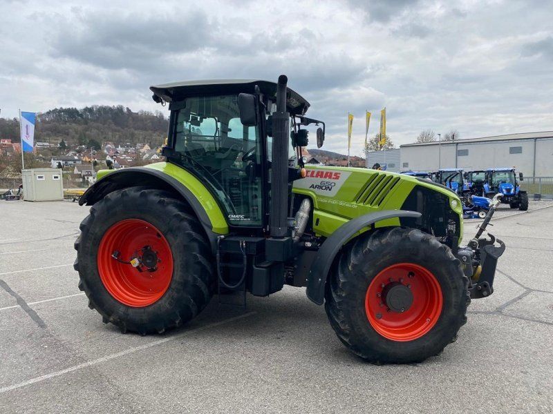 Claas Arion 650