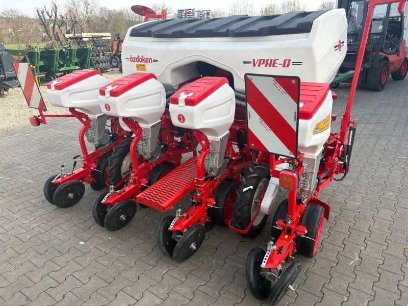 özdöken VPHE DG 4 Maisdrille