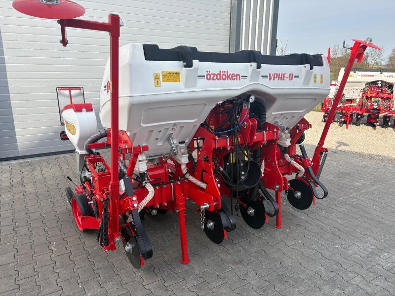 özdöken VPHE DG 4 Maisdrille