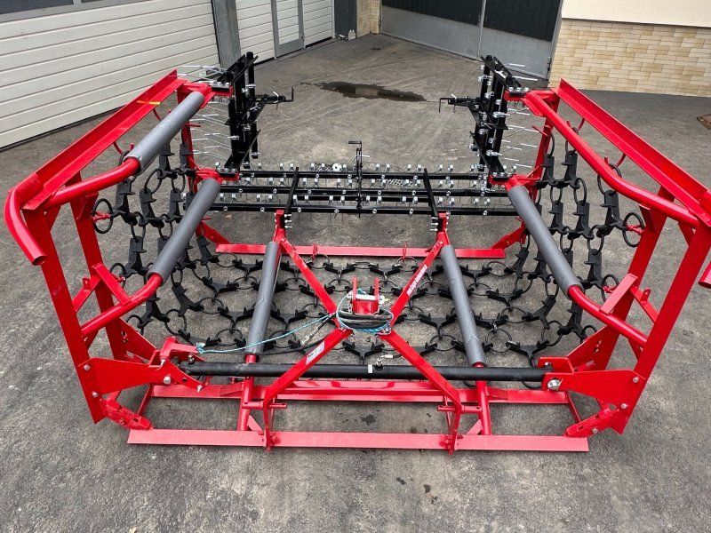 Stekro Wiesenschleppe 4,00 m breit mit Striegel