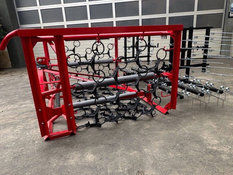 Stekro Wiesenschleppe 4,00 m breit mit Striegel