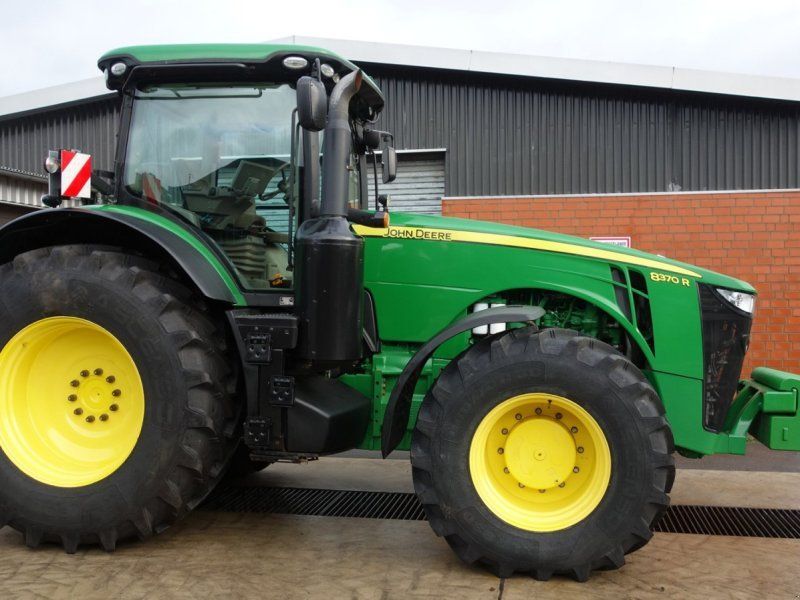 John Deere 8370 R
