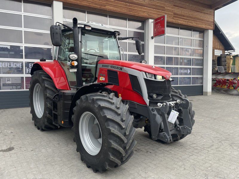 Massey Ferguson 7S.180 Dyna-6 Exclusive