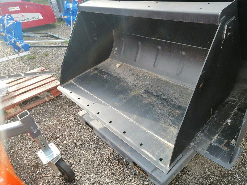 Quicke ALÖQuicke Universalschaufel 140mm Weidemann HV