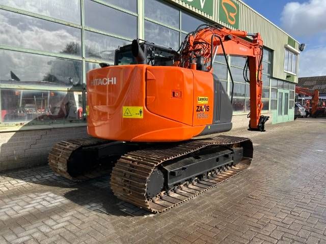 Hitachi ZX 135 US 5-B