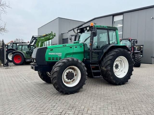 Valtra 8350 Hitech