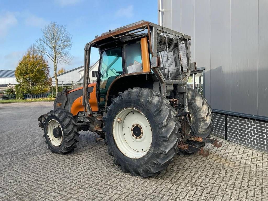 Valtra T121 Hitech DEFECT! Forest, Twintrac