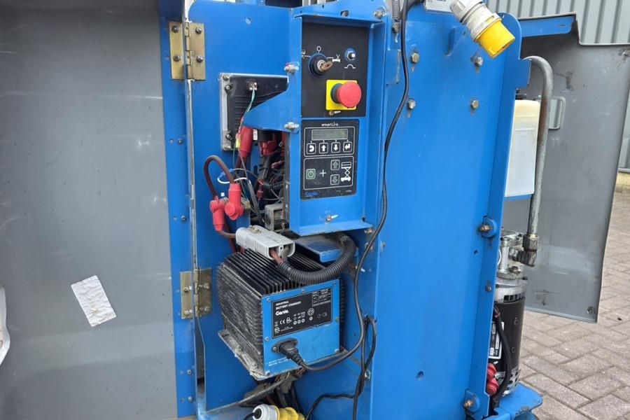 Genie GR15 Electric, 6.5m Working Height, 227kg Capacity