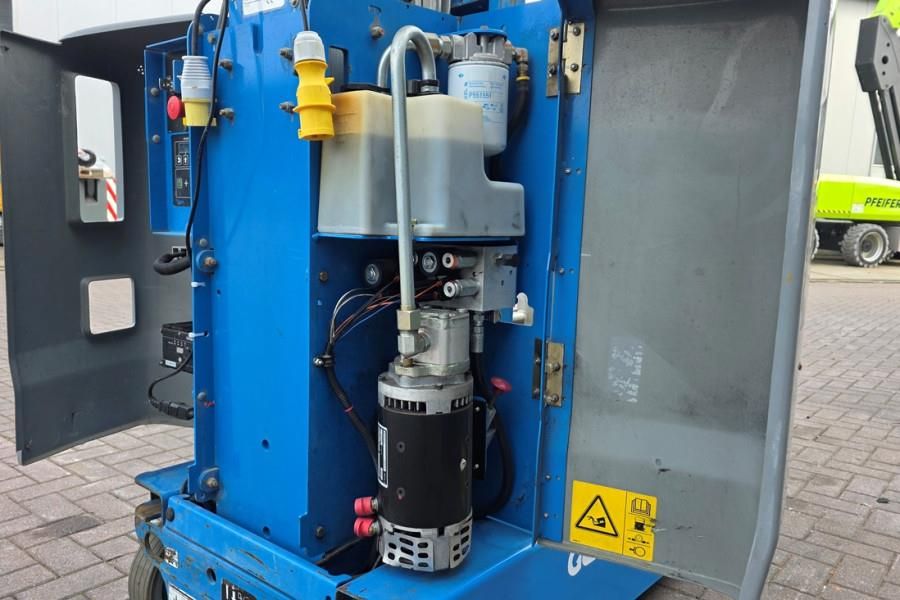 Genie GR15 Electric, Batteries 2024, 6.5m Working Height