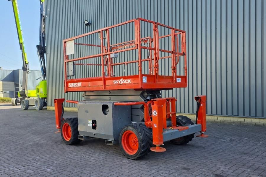 SkyJack SJ6832RT Diesel, 4x4 Drive, 11.6m Working Height,
