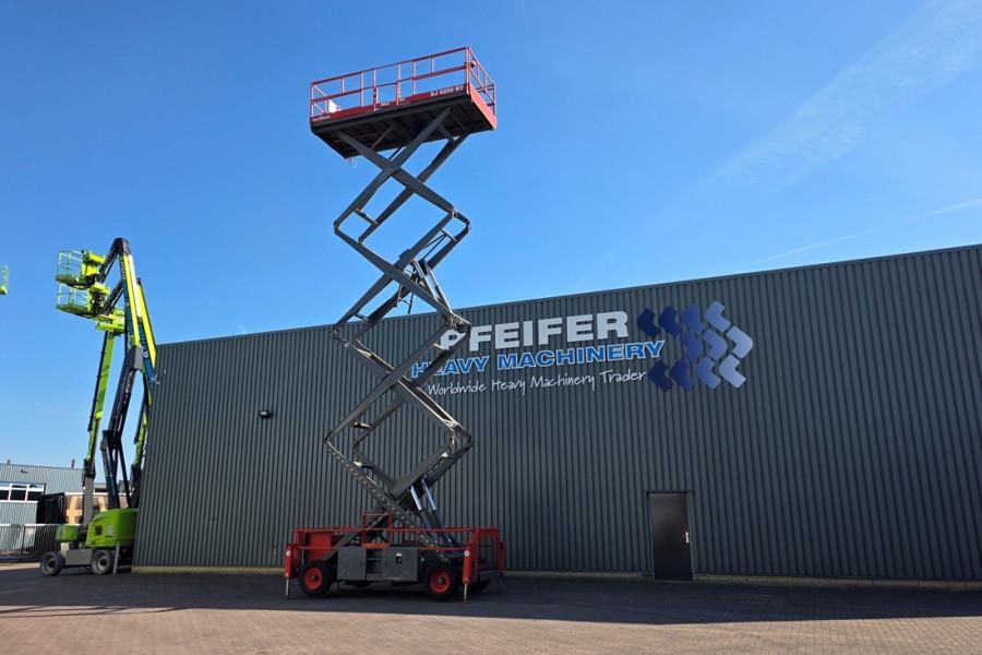 SkyJack SJ9250RT Diesel, 4x4 Drive, 17.2m Working Height,