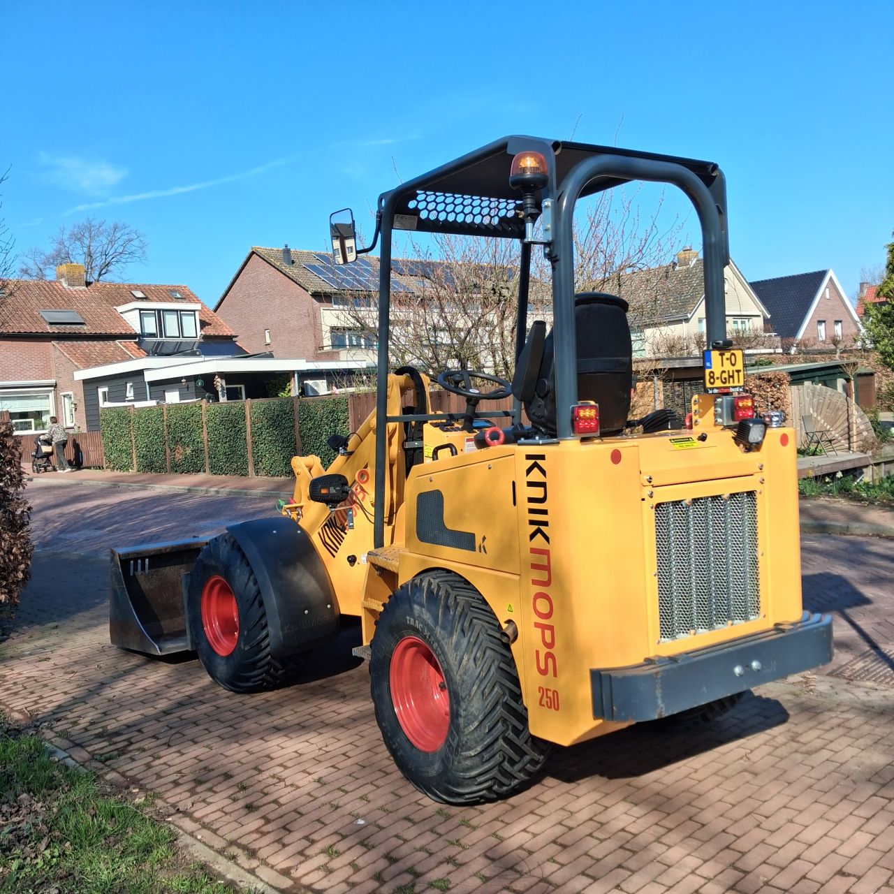 Knikmops 250 Minishovel.