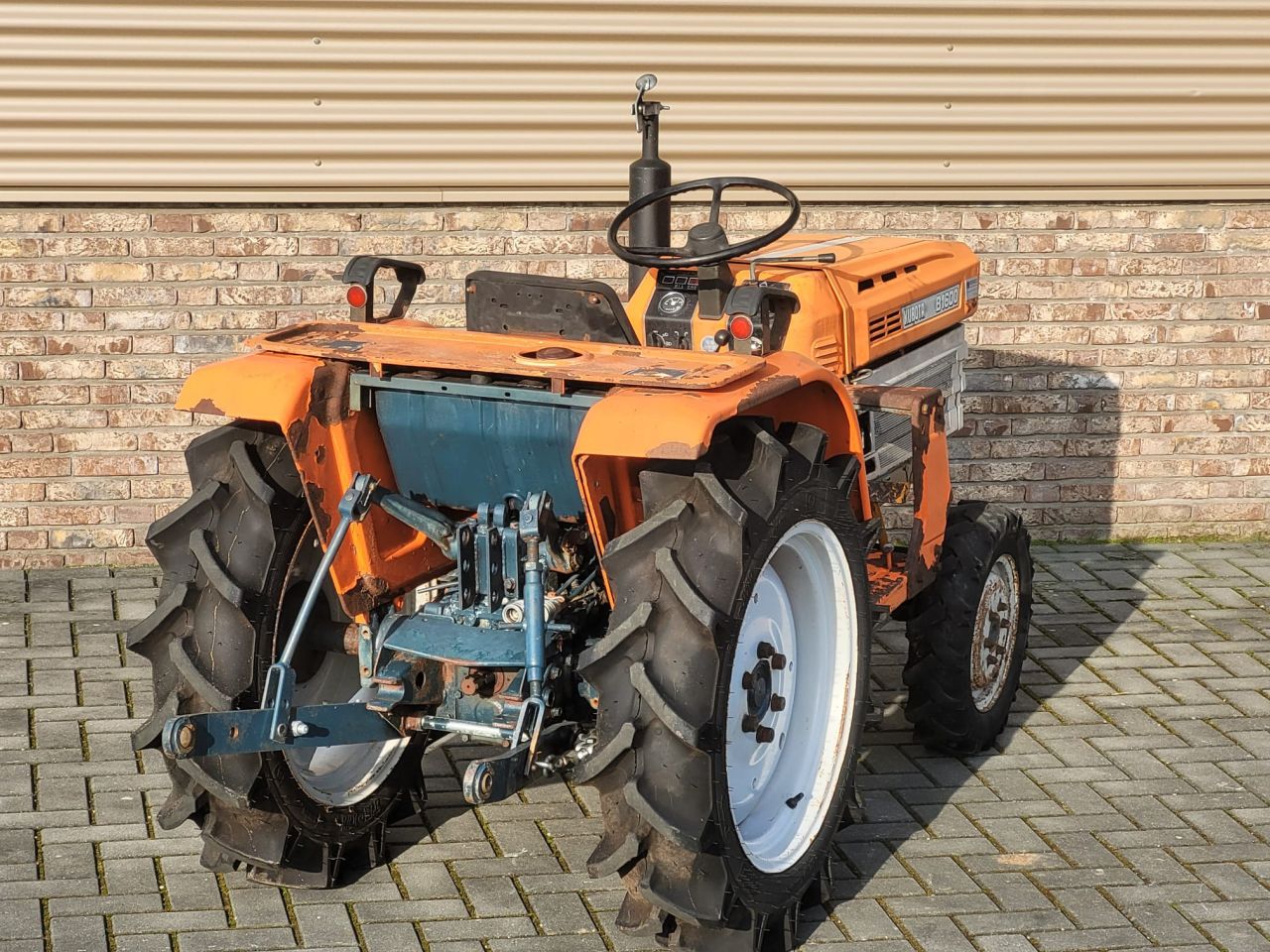 Kubota 1600
