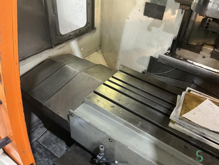 Fräsmaschinen Victor Vcenter-70 2000