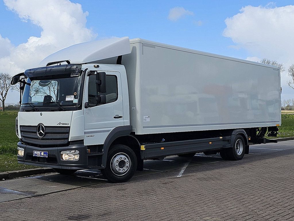 MERCEDES-BENZ ATEGO 1230 airco taillift