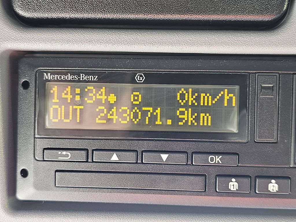 MERCEDES-BENZ ATEGO 1230 airco taillift