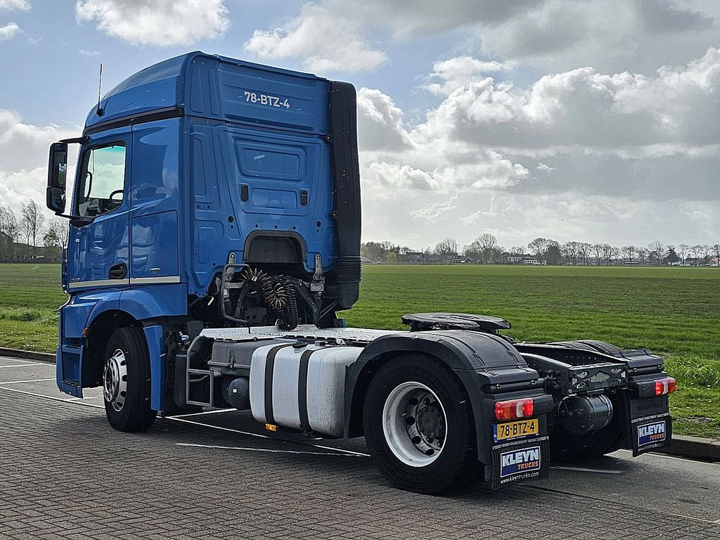 MERCEDES-BENZ ACTROS 1843