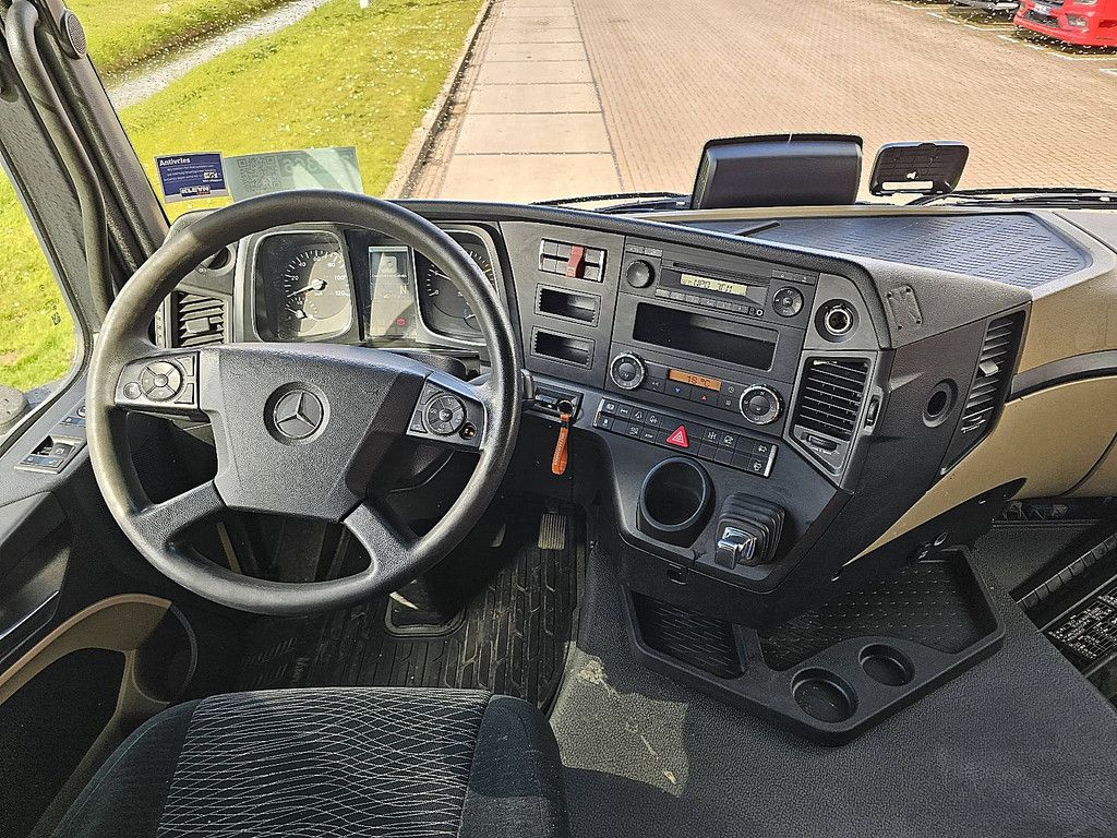 MERCEDES-BENZ ACTROS 1843