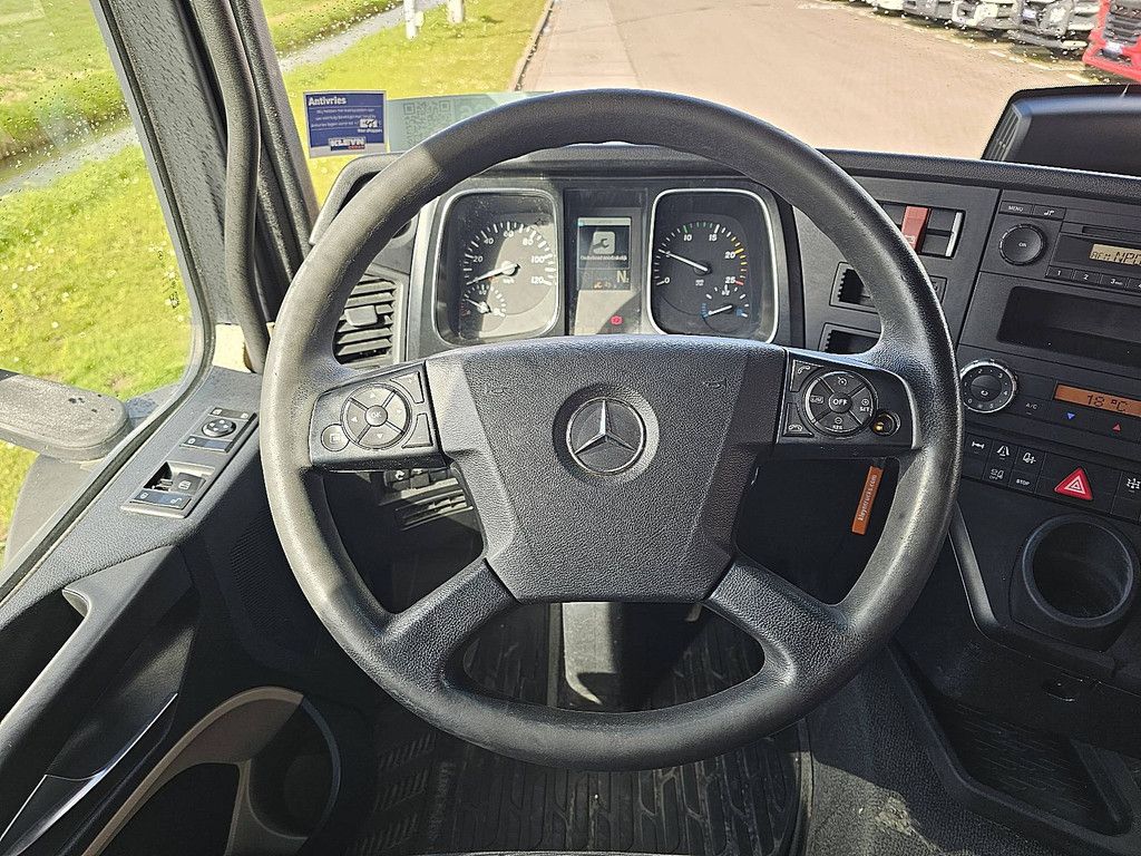 MERCEDES-BENZ ACTROS 1843
