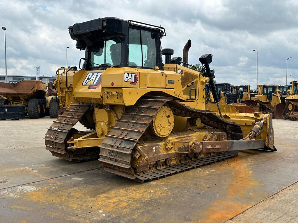 Caterpillar D6 LGP