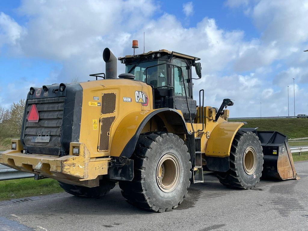 Caterpillar 966M