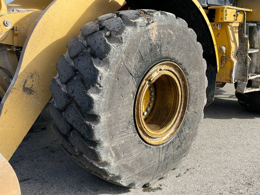 Caterpillar 966M