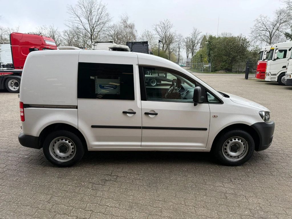 Volkswagen Caddy 1.6TDI Airco Cruise Flitslampen NL Auto APK/TUV 23-10-2026
