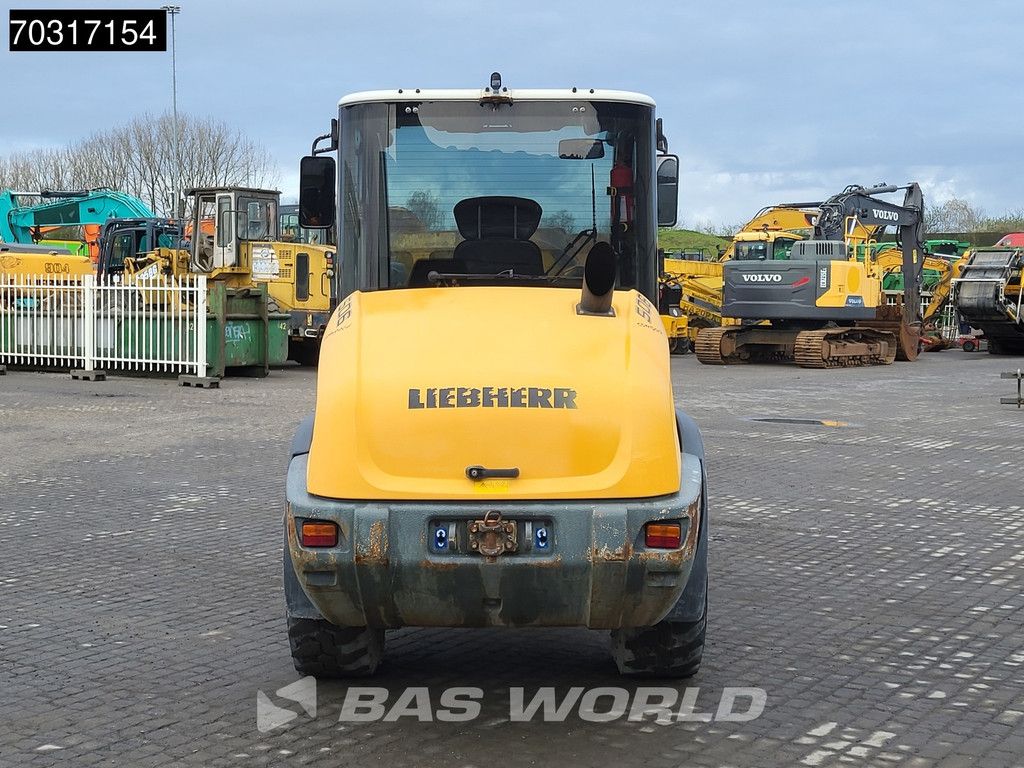 Liebherr L506 C