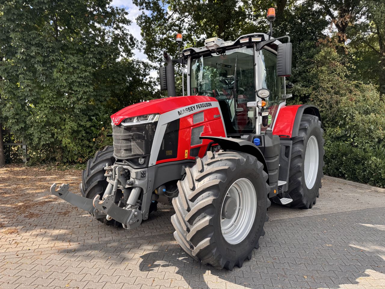 Massey Ferguson 8s.205 Dyna7 Exclusive