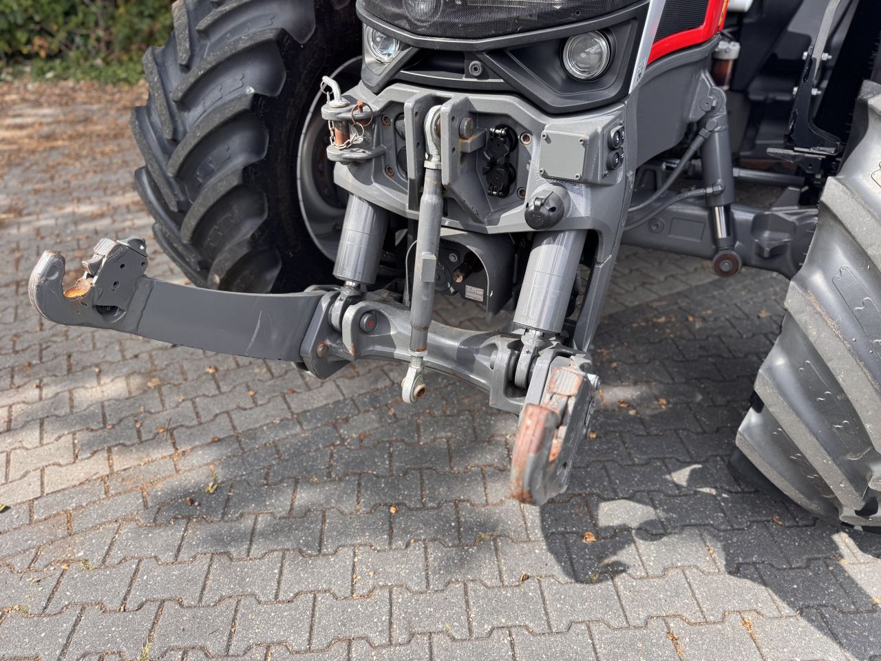 Massey Ferguson 8s.205 Dyna7 Exclusive